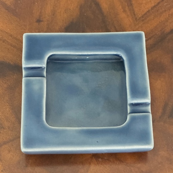 Asian Art Deco Thai Celadon ashtray, made in Thailand.  5 X 5 - Picture 4 of 8